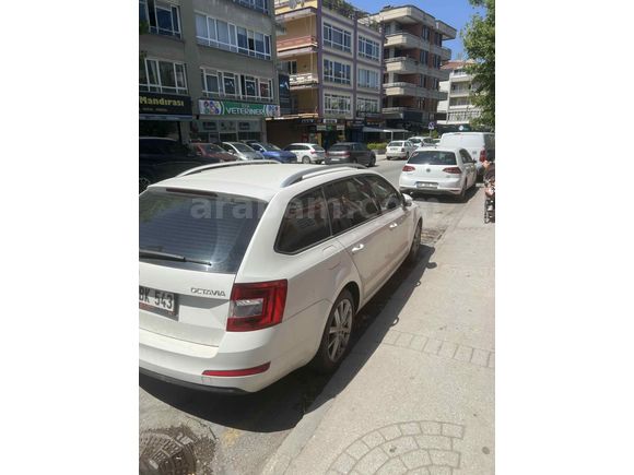 Sahibinden Skoda Octavia 1.6 TDI Style 2016 Model  154.000 km Beyaz