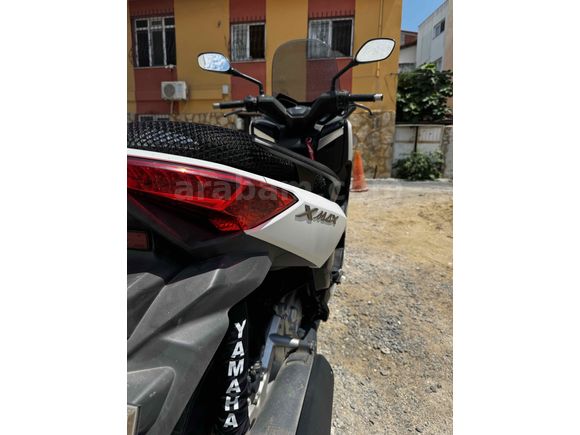 Sahibinden Yamaha X-Max 250 ABS  2017 çıkışlı garaj motorudur 