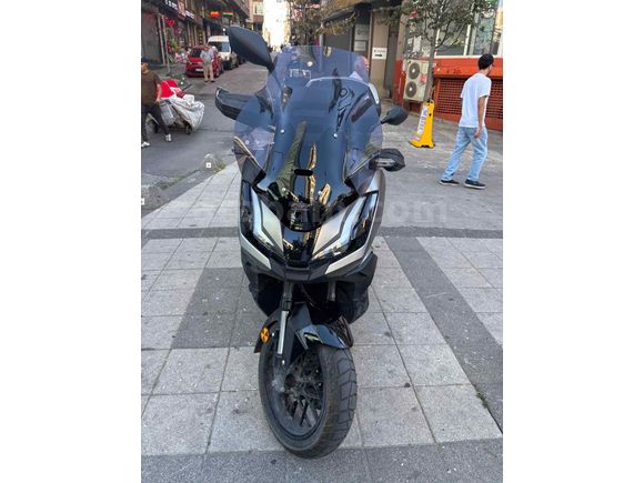 2025 çikişli  temiz adv350 