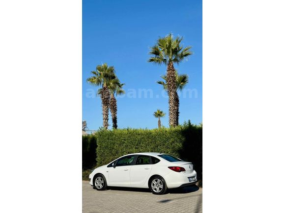 Sahibinden Opel Astra 1.6 Edition 2015 Model 