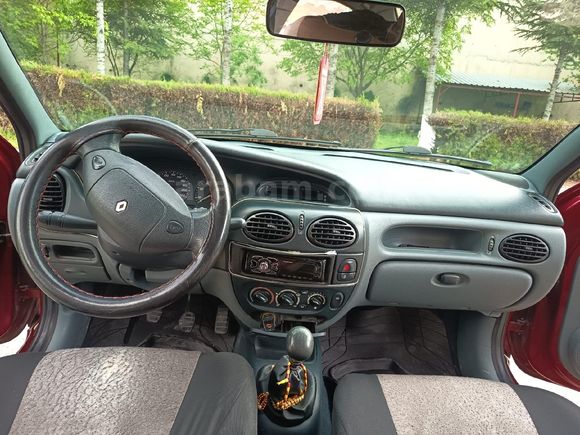 Sahibinden Renault Megane 1.6 RTE 1998 Model