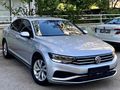 "NEW" PASSAT 1.5TSİ IMPRESSION HATASIZ GERÇEK KAPALI GARAJ ARACI