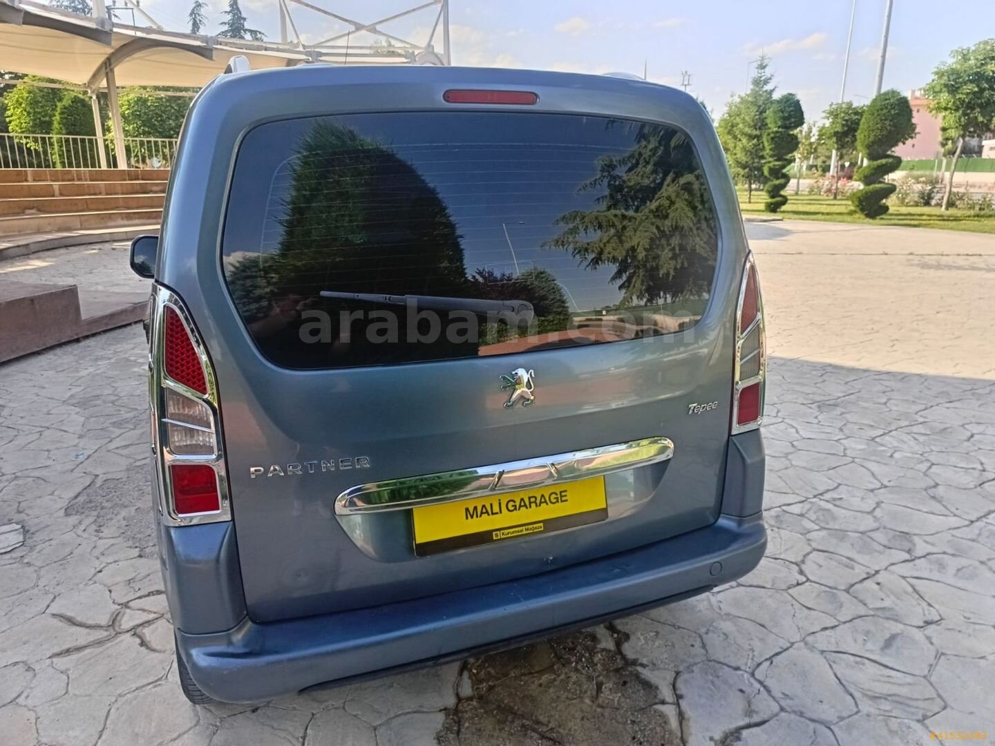 Galeriden Peugeot Partner 1.6 HDI Comfort 2011 Model Konya 241.461 km Gri 4