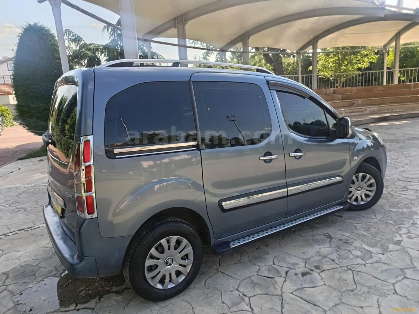 Galeriden Peugeot Partner 1.6 HDI Comfort 2011 Model Konya 241.461 km Gri 5