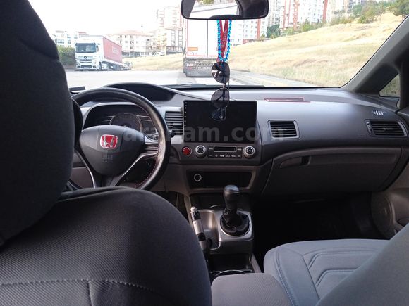 Sahibinden Honda Civic 1.6i VTEC Dream 2009 Model
