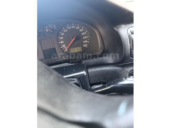 Sahibinden Volkswagen Passat 1.6 Trendline 2000 Model
