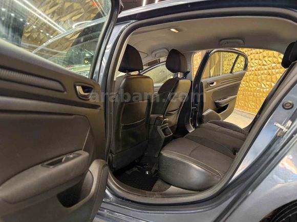 Galeriden Renault Megane 1.5 dCi Touch 2017 Model İstanbul