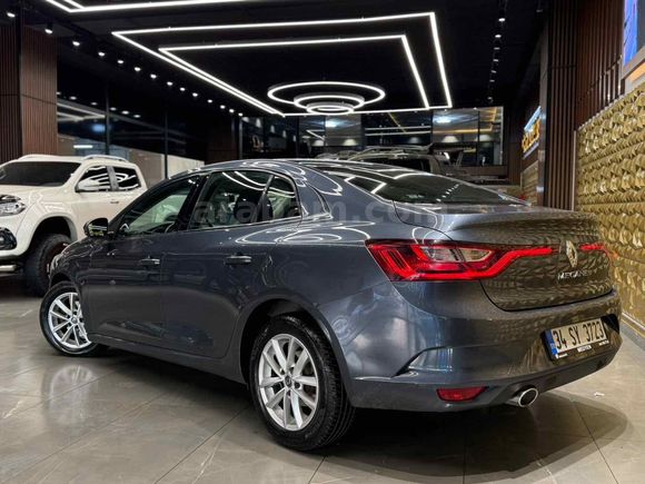 Galeriden Renault Megane 1.5 dCi Touch 2017 Model İstanbul