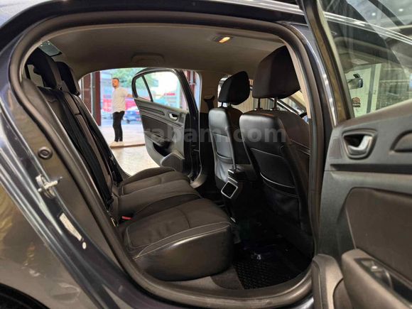 Galeriden Renault Megane 1.5 dCi Touch 2017 Model İstanbul