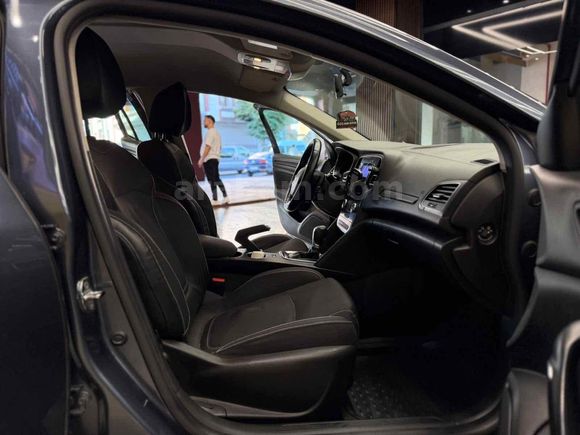Galeriden Renault Megane 1.5 dCi Touch 2017 Model İstanbul
