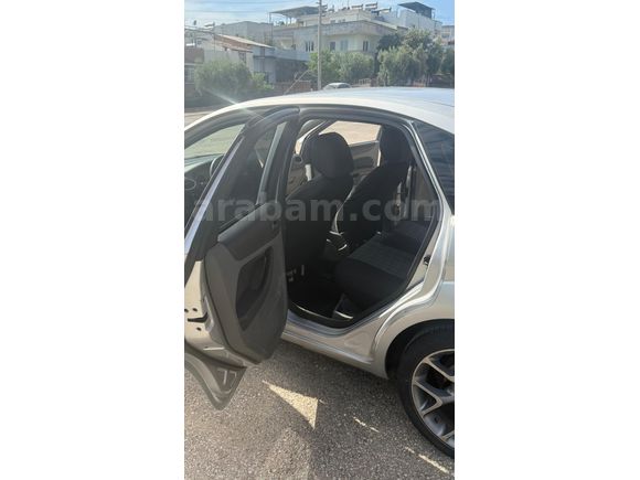 Sahibinden Ford Focus 1.6 TDCi Trend X 2011 Model