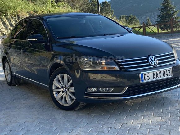 Sahibinden Volkswagen Passat 1.4 TSi BlueMotion Comfortline 2011 Model  158.000 km Gri