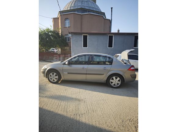 Sahibinden Renault Megane 1.6 Dynamique 2005 Model