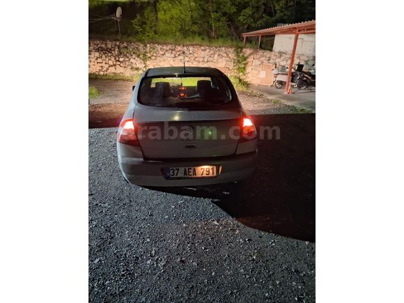 Sahibinden Renault Megane 1.6 Dynamique 2005 Model