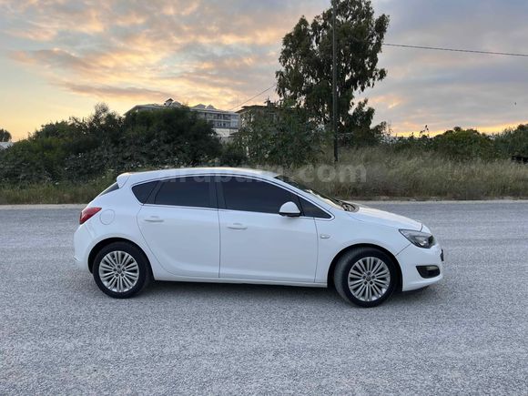 SAHİBİNDEN 2015 MODEL 1.3CDTİ 195.000 KM