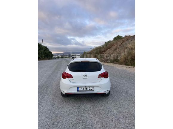 SAHİBİNDEN 2015 MODEL 1.3CDTİ 195.000 KM
