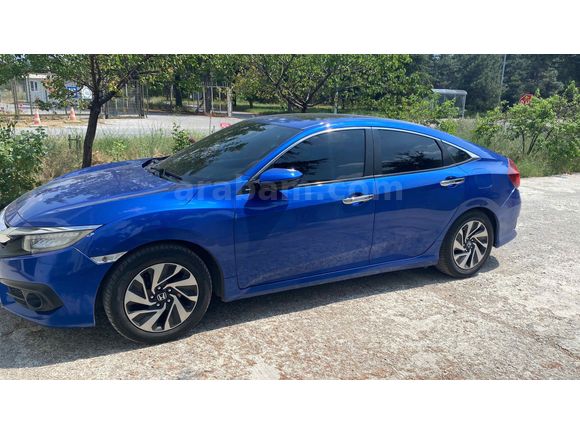 Sahibinden Honda Civic 1.6i VTEC Executive 2016 Model  230.000 km Lacivert