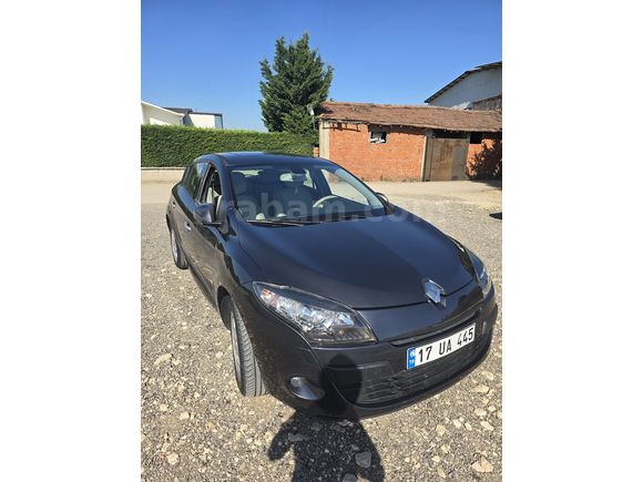 Öğretmenden  Renault Megane 1.5 dCi Privilege 2012 Model 