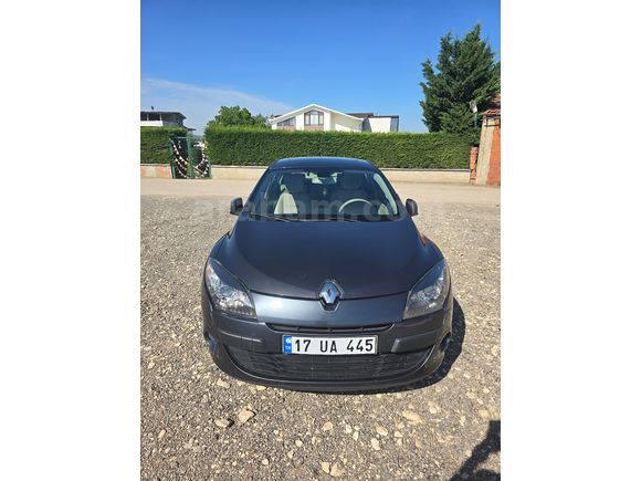 Öğretmenden  Renault Megane 1.5 dCi Privilege 2012 Model 