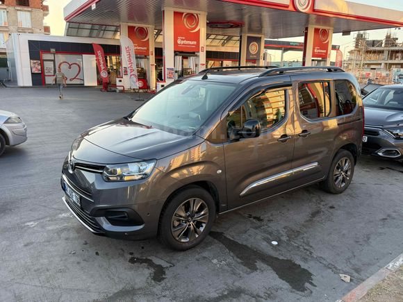 Sahibinden Toyota Proace City 1.5 D Passion X-Pack 2023 Model 