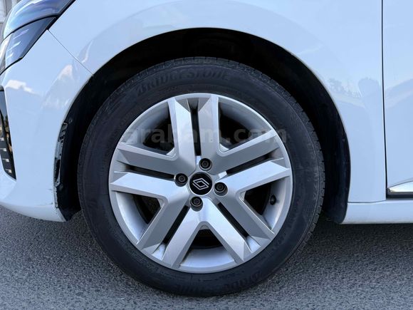 Sahibinden Renault Clio 1.0 TCe Evolution 2023 Model 