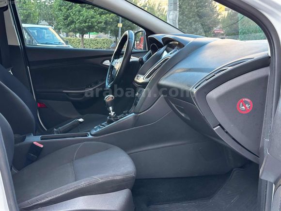 FOCUS 1.6 TDCI TREND X HATASIZ DÜŞÜK KM