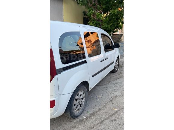 Sahibinden Renault Kangoo Express 1.5 dCi Expression 2010 Model  450.000 km Beyaz