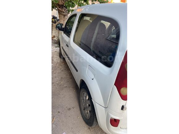 Sahibinden Renault Kangoo Express 1.5 dCi Expression 2010 Model  450.000 km Beyaz