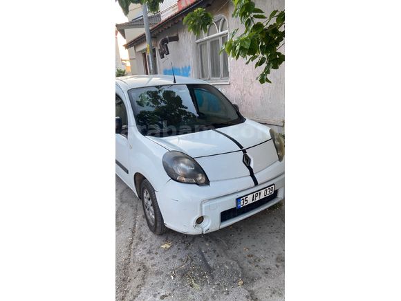 Sahibinden Renault Kangoo Express 1.5 dCi Expression 2010 Model  450.000 km Beyaz