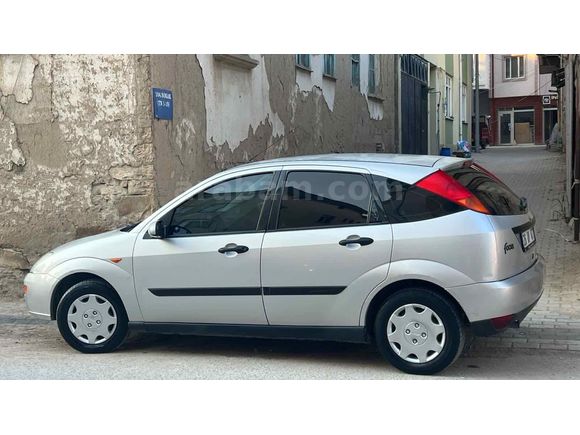 Galeriden Ford Focus 1.6 Ambiente 2000 Model Kütahya