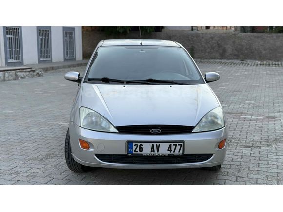 Galeriden Ford Focus 1.6 Ambiente 2000 Model Kütahya