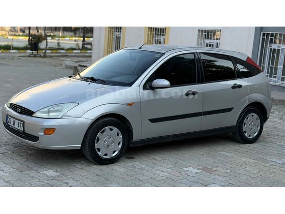 Galeriden Ford Focus 1.6 Ambiente 2000 Model Kütahya