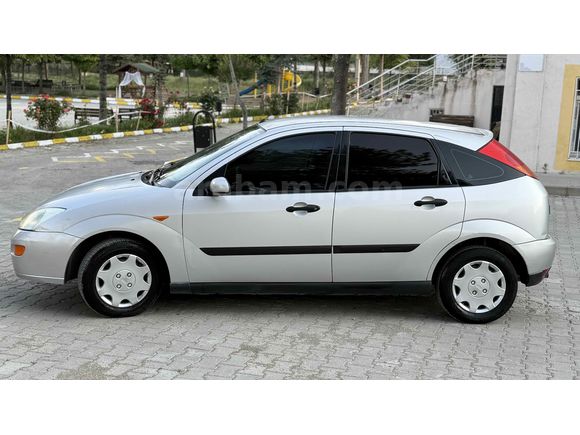 Galeriden Ford Focus 1.6 Ambiente 2000 Model Kütahya