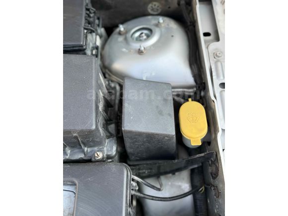 Galeriden Ford Focus 1.6 Ambiente 2000 Model Kütahya