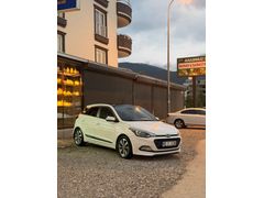 Sahibinden Hyundai i20 1.2 MPI Elite 2015 Model 