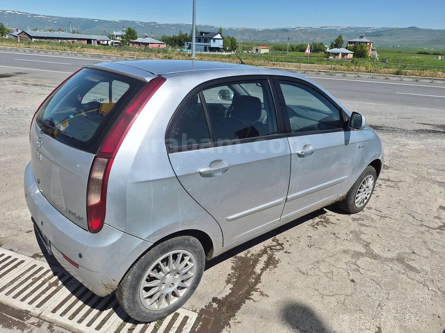 Sahibinden Tata Vista 1.3 TDI Quadrojet Aura 2011 Model Ardahan 195.000 km Gri 3