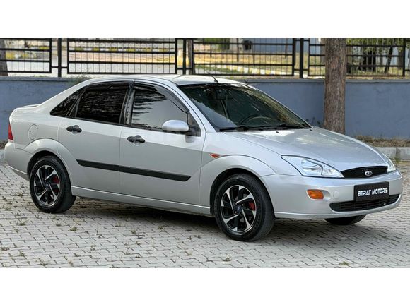 Galeriden Ford Focus 1.6 Ambiente 2001 Model Kütahya