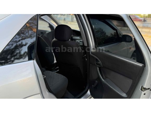 Galeriden Ford Focus 1.6 Ambiente 2001 Model Kütahya