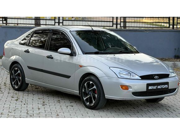 Galeriden Ford Focus 1.6 Ambiente 2001 Model Kütahya
