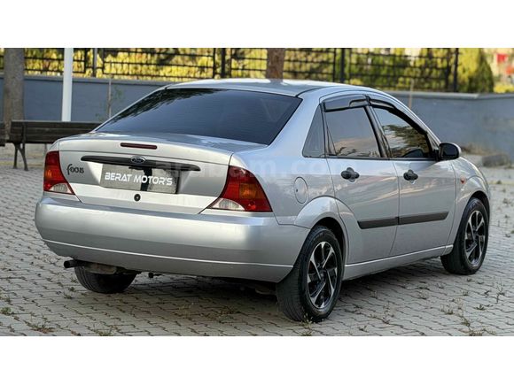 Galeriden Ford Focus 1.6 Ambiente 2001 Model Kütahya