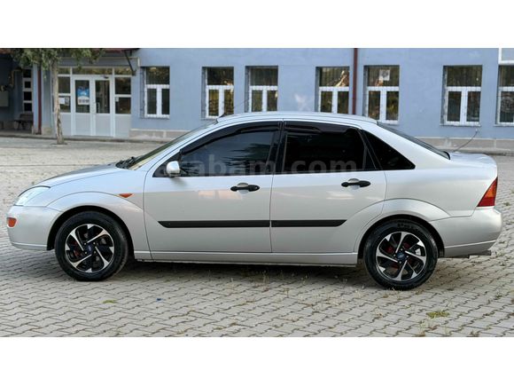 Galeriden Ford Focus 1.6 Ambiente 2001 Model Kütahya
