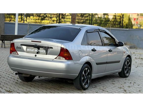 Galeriden Ford Focus 1.6 Ambiente 2001 Model Kütahya