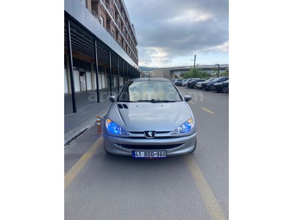 Sahibinden Peugeot 206 1.4 Color Line 2001 Model