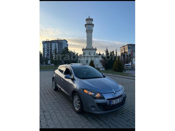 Sahibinden Renault Megane 1.5 dCi Privilege 2010 Model