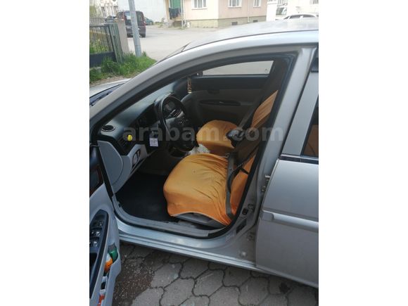 Sahibinden Hyundai Accent Era 1.4 Team 2007 Model