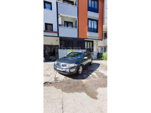 Sahibinden Renault Megane 1.4 Authentique 2006 Model  286.000 km Siyah