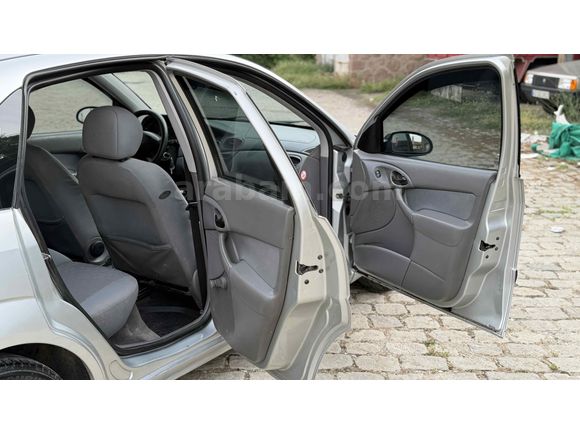 Galeriden Ford Focus 1.6 Comfort 2002 Model Kütahya