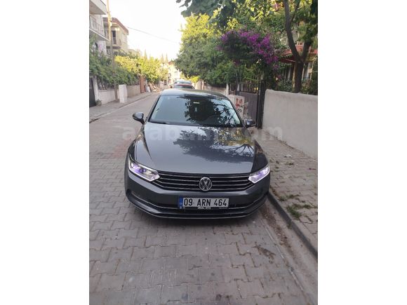 Sahibinden Volkswagen Passat 1.6 TDi BlueMotion Comfortline 2015 Model  210.000 km Füme