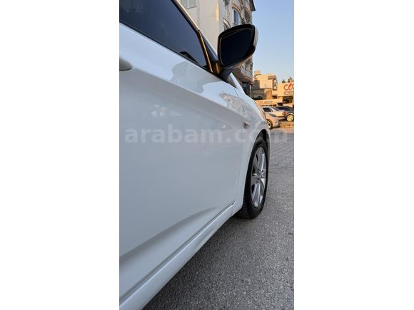 Sahibinden Hyundai Accent Blue 1.6 CRDI Mode Plus 2017 trafige cıkışlı