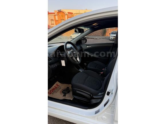 Sahibinden Hyundai Accent Blue 1.6 CRDI Mode Plus 2017 trafige cıkışlı